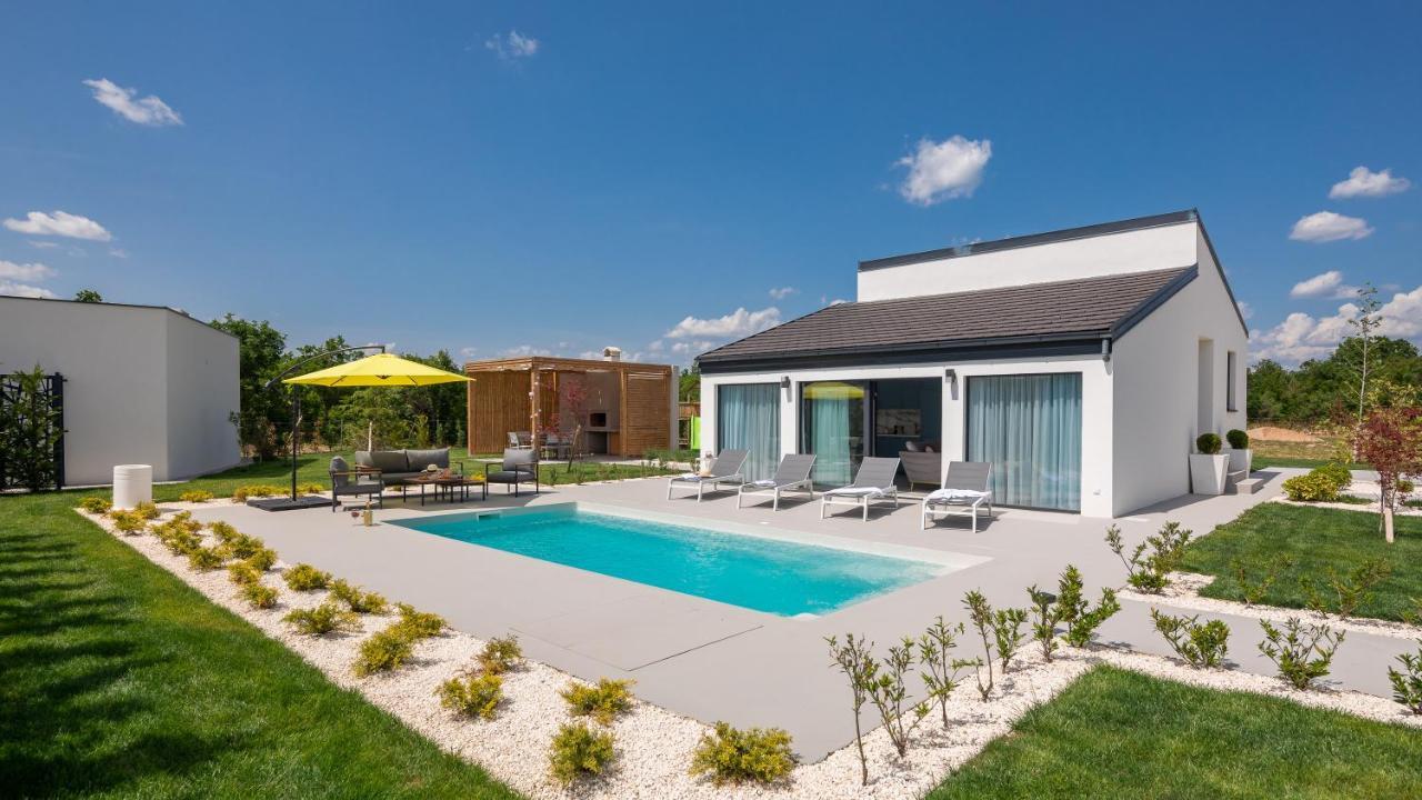 Bandelli Villas Oklaj Exterior photo
