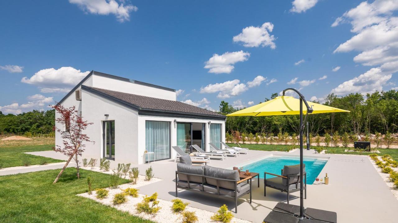 Bandelli Villas Oklaj Exterior photo