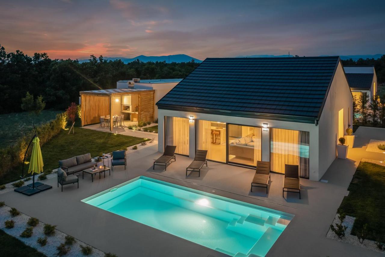 Bandelli Villas Oklaj Exterior photo