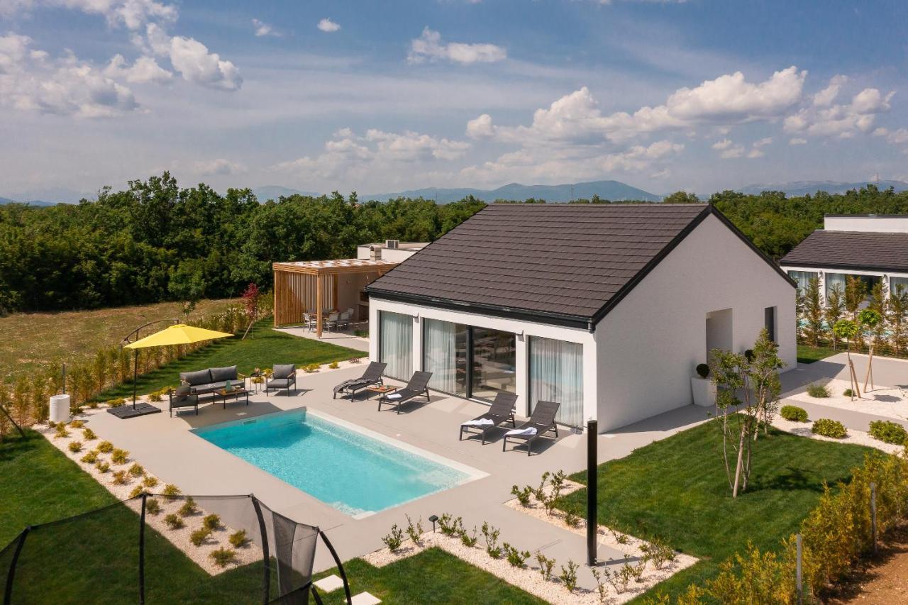 Bandelli Villas Oklaj Exterior photo