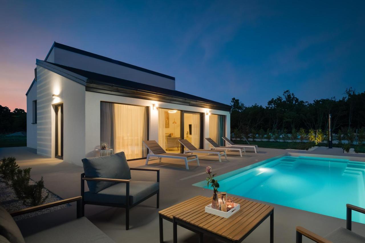 Bandelli Villas Oklaj Exterior photo